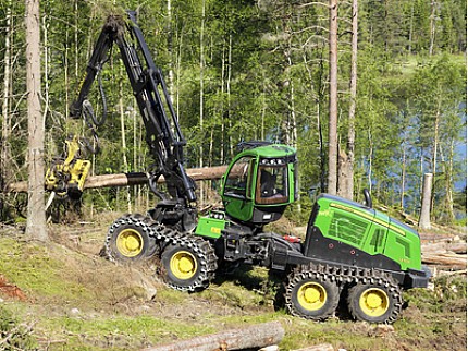 OPERADOR MAQUINARIA FORESTAL